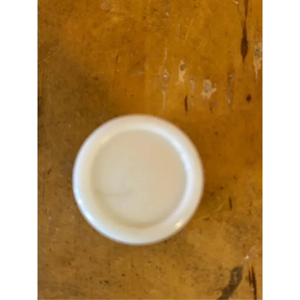 vintage jar of ColliPaite white milk glass (8265)